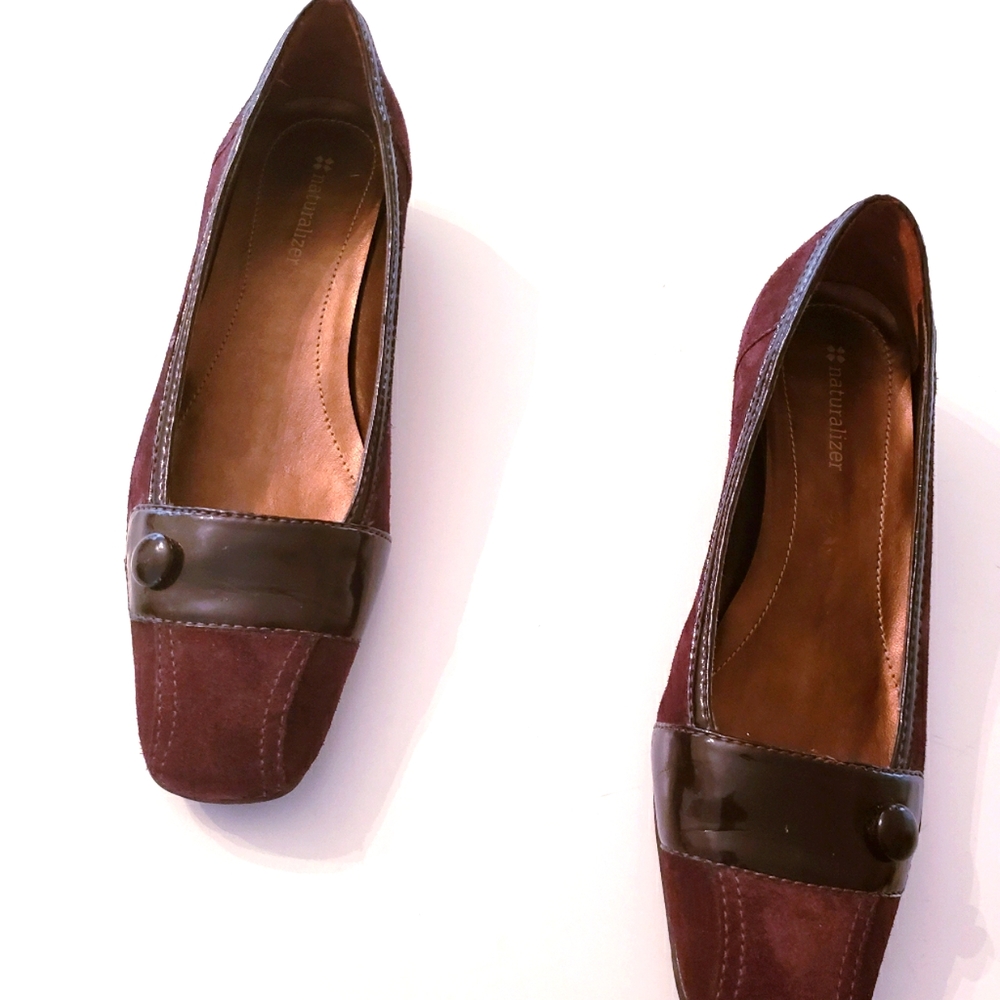 Original Naturalizer suede shoes. - Picture 1 of 4
